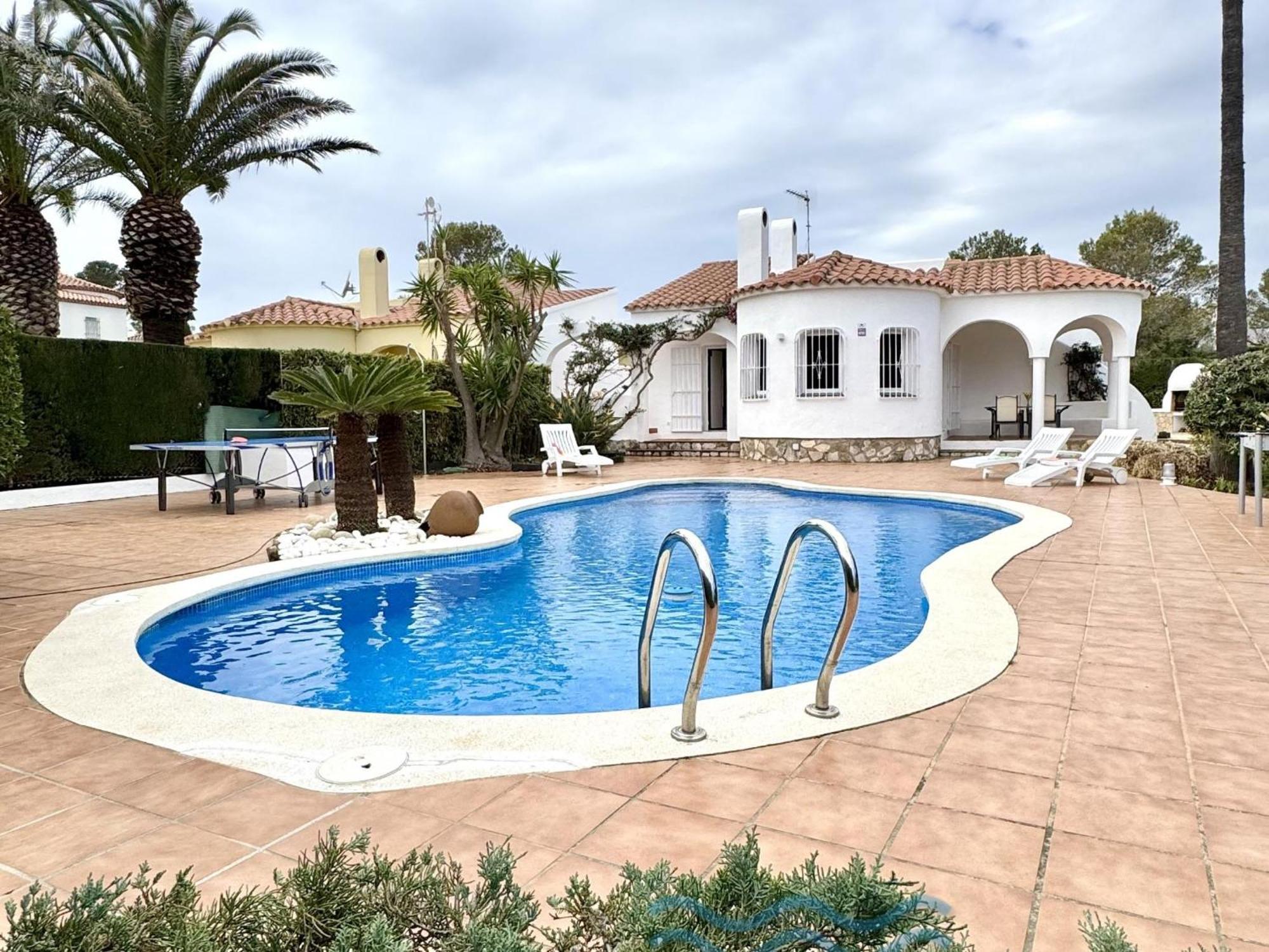 Apartbeach Y Cala Forn Privilege Holiday home Les Tres Cales